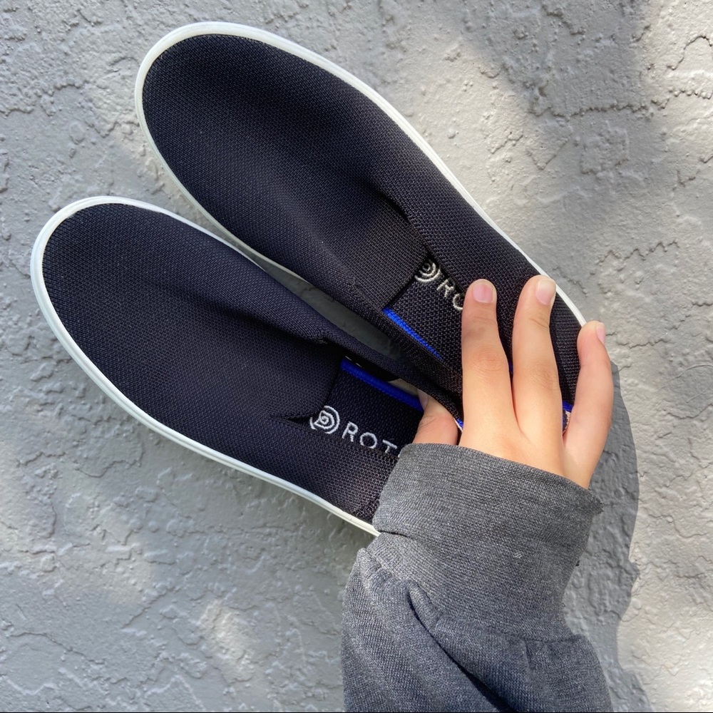 Size 7.5, Roth’s slip on sneakers